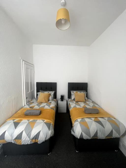 Villa Large 3 Bed - 10 Mins To Centre Liverpool Exterior foto