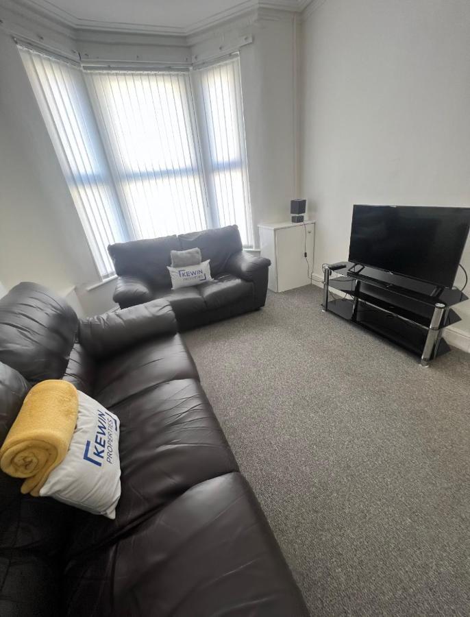 Villa Large 3 Bed - 10 Mins To Centre Liverpool Exterior foto